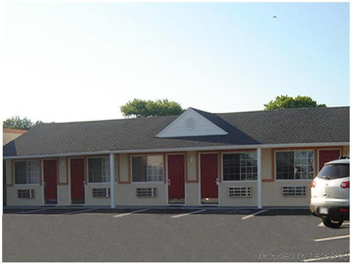 Passport Inn Somers Point - Somers Point Bagian luar foto